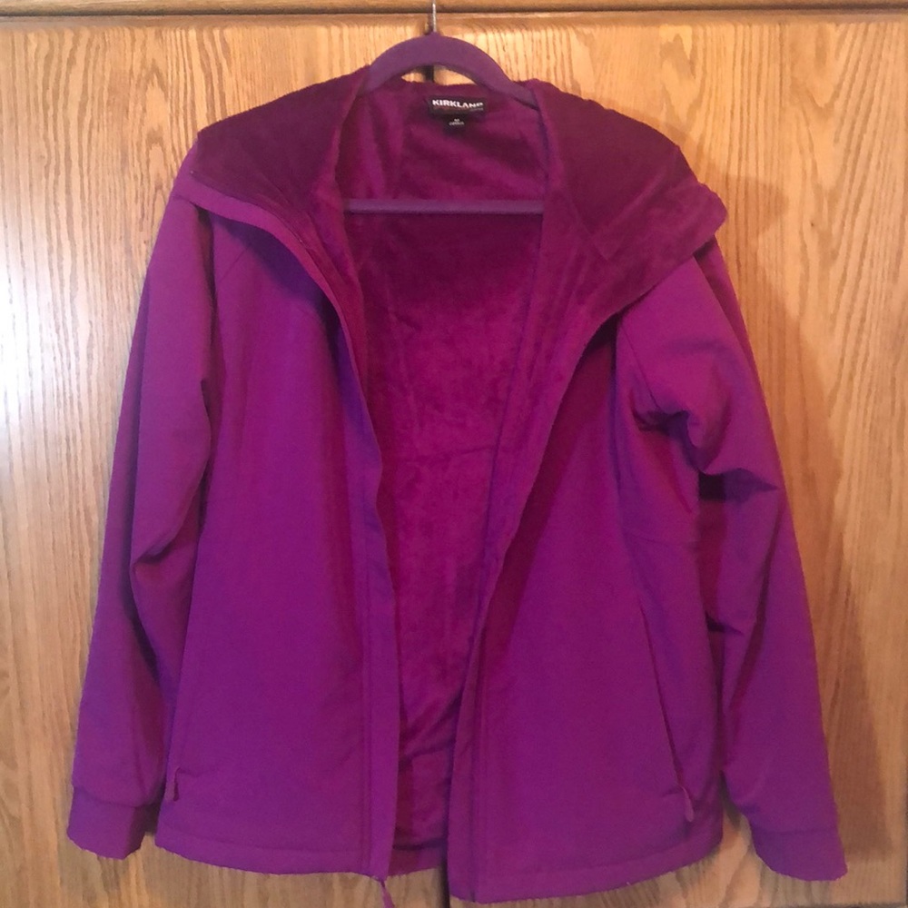 Fuchsia light jacket with faux fur lining
